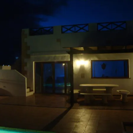 Casa Del Medio *