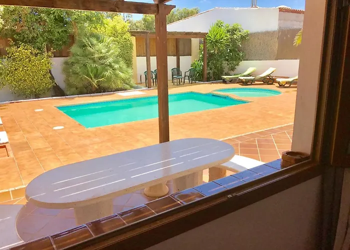 בית נופש Casa Del Medio אנטיגואה