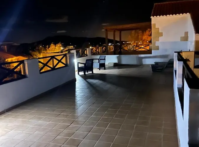 Casa Del Medio בית נופש אנטיגואה