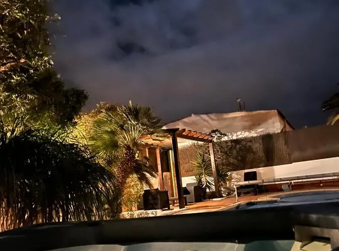 Casa Del Medio Semesterbostad *